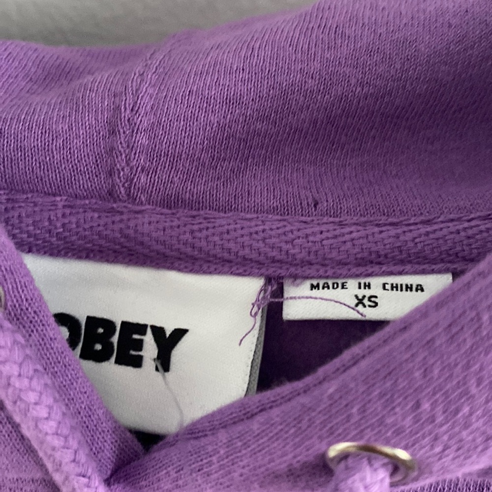 NWT Cropped hoodie OBEY brand - Picture 6 of 8